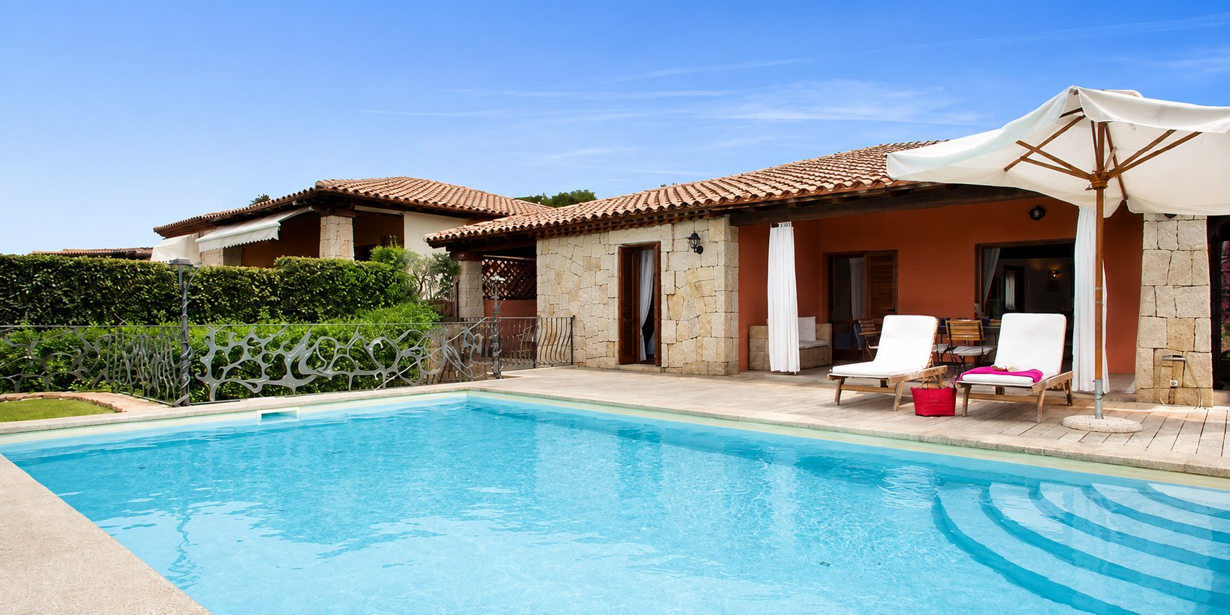 Villa Bouganville — pool and garden